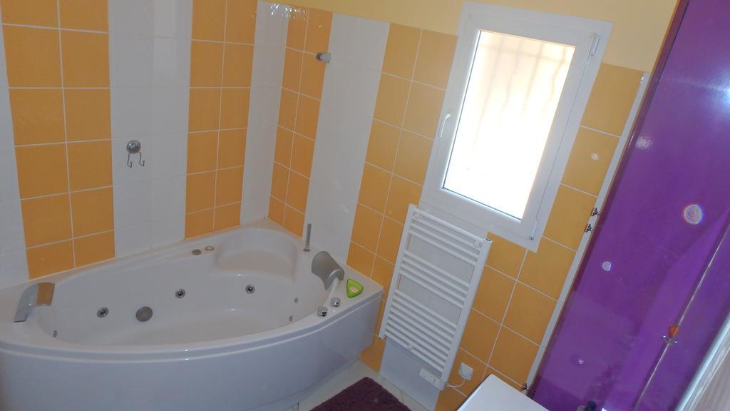 Villa Confina Villanova Eksteriør bilde